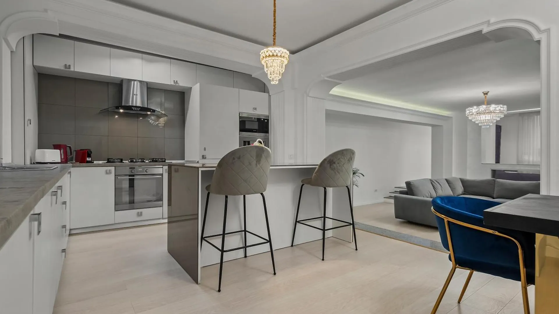 Herastrau Grand Suites - 2 Or 3 Bedroom Apartments Bucharest Romania