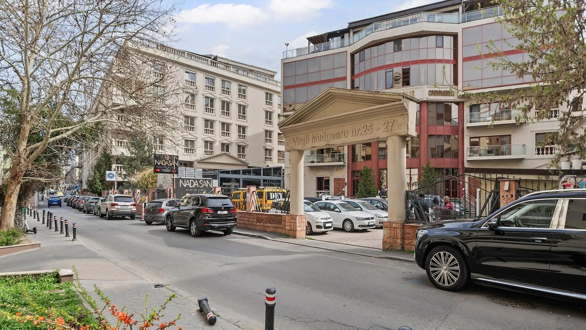 Herastrau Grand Suites - 2 Or 3 Bedroom Apartments Bucharest