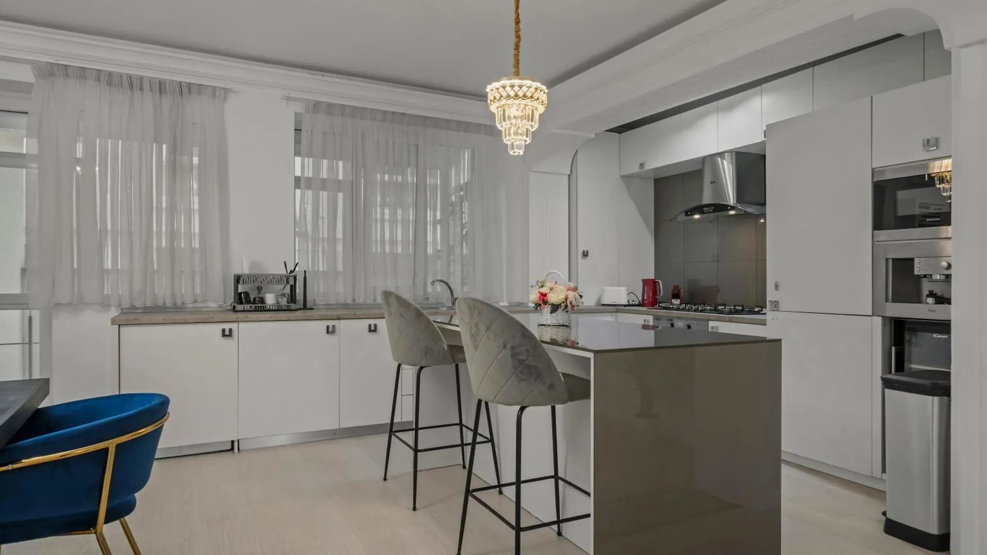 Herastrau Grand Suites - 2 Or 3 Bedroom Apartments Bucarest 0*,  Romania