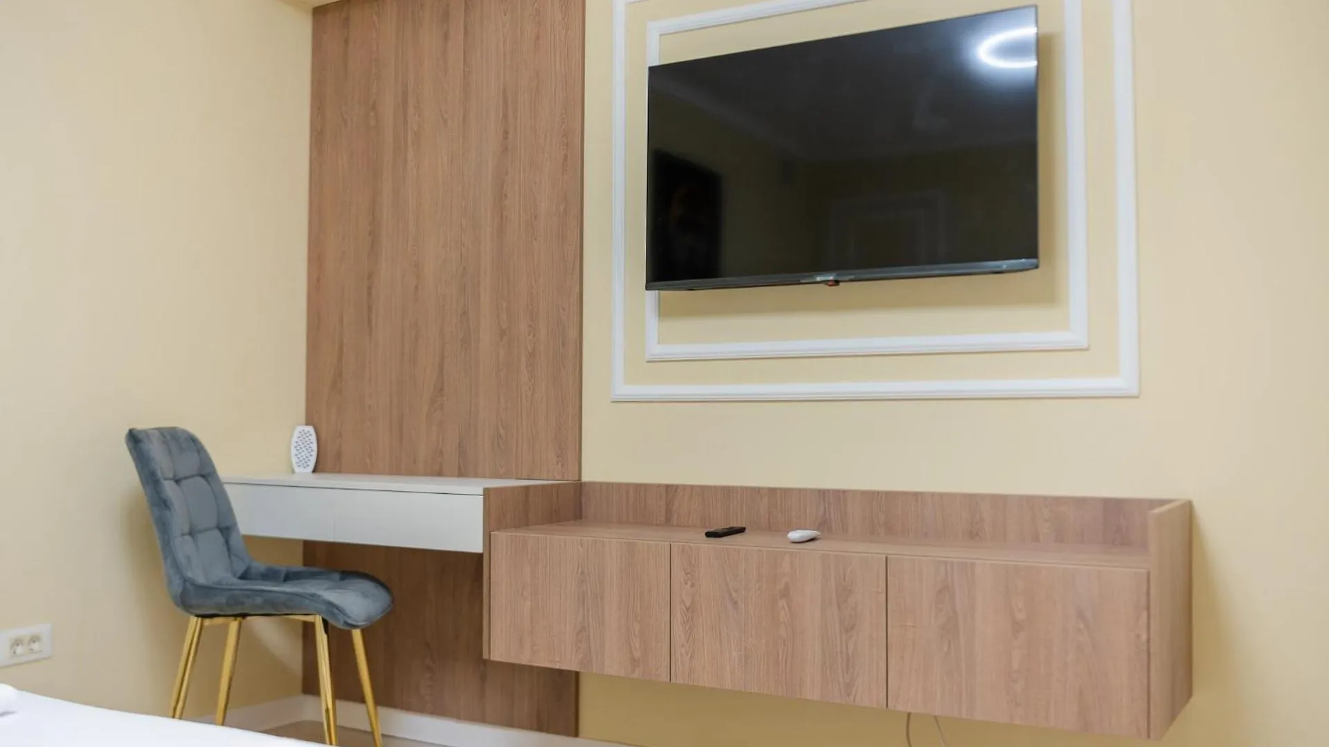 Herastrau Grand Suites - 2 Or 3 Bedroom Apartments Bucarest